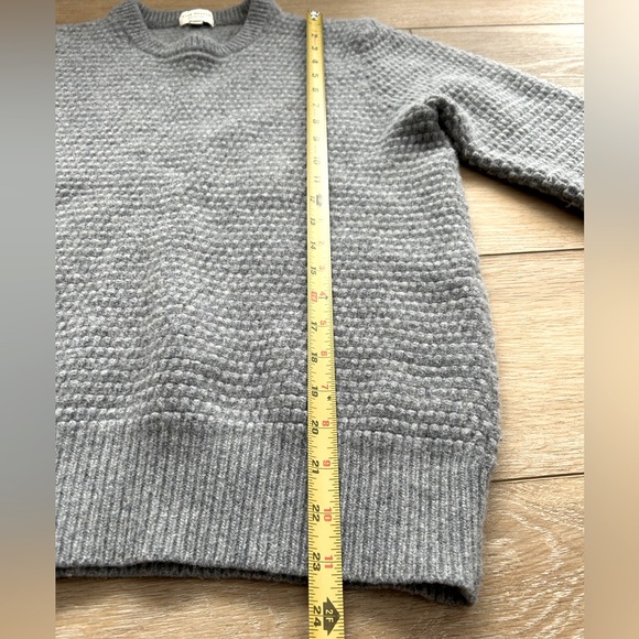 Club Monaco Crew Neck Wool Sweater - Picture 4 of 5